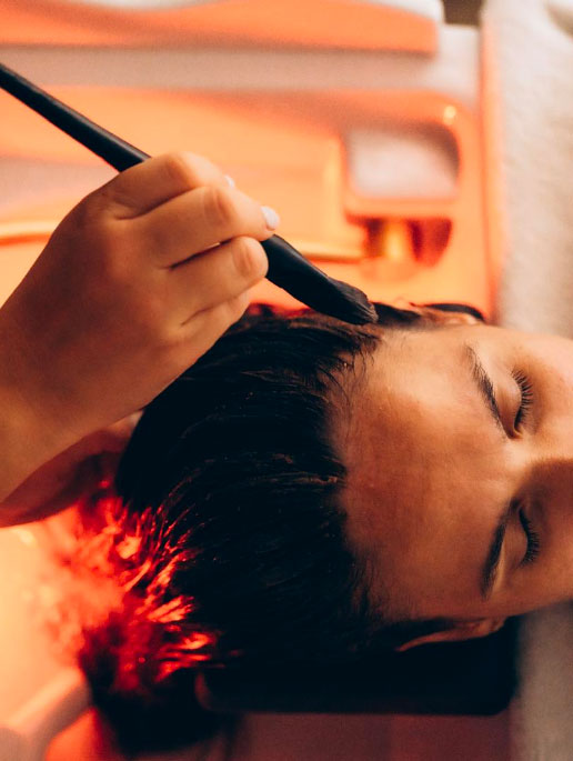 Soin du cuir chevelu avec rituel head spa de 1h45 pour revitaliser les cheveux